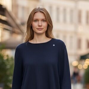 #290 Casual Friday Women’s Navy Long Sleeve Tee